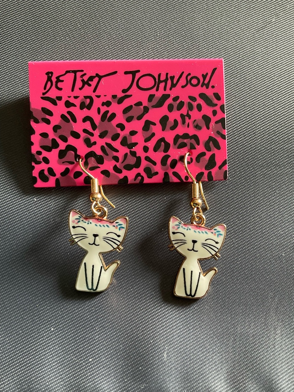 Betsey Johnson Cute White Cat Dangle Earrings with Floral Detail
